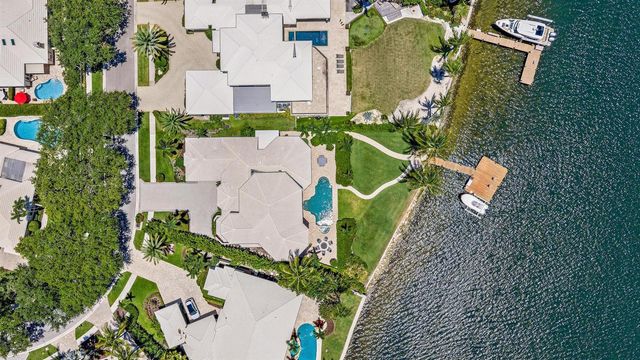 14474 Cypress Island Circle, Palm Beach Gardens, FL 33410
