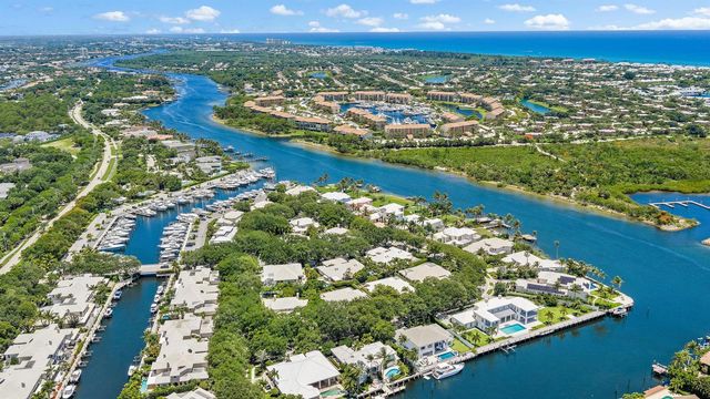 14474 Cypress Island Circle, Palm Beach Gardens, FL 33410