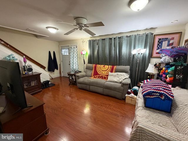 25 W 33RD ST, Reading, PA 19606