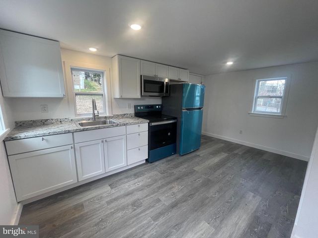 25 W 33RD ST, Reading, PA 19606