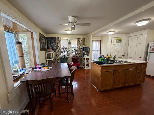 25 W 33RD ST, Reading, PA 19606