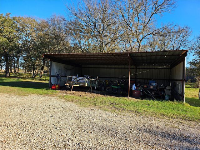1447 Red Gate Road, Mart, TX 76664