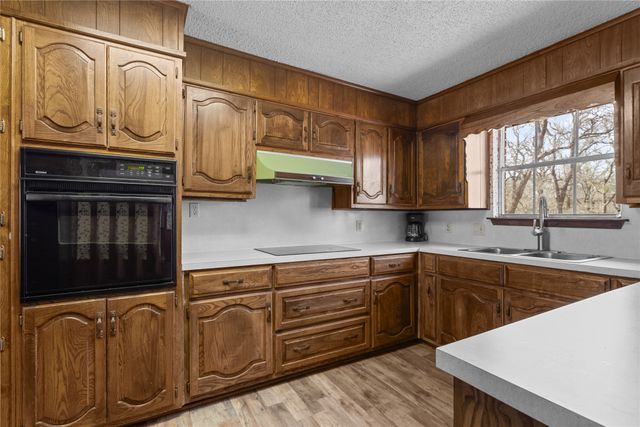 1447 Red Gate Road, Mart, TX 76664