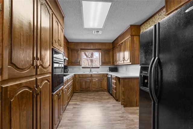 1447 Red Gate Road, Mart, TX 76664