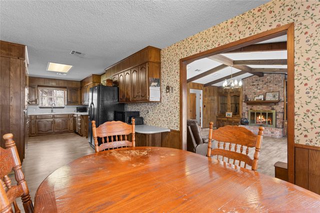 1447 Red Gate Road, Mart, TX 76664