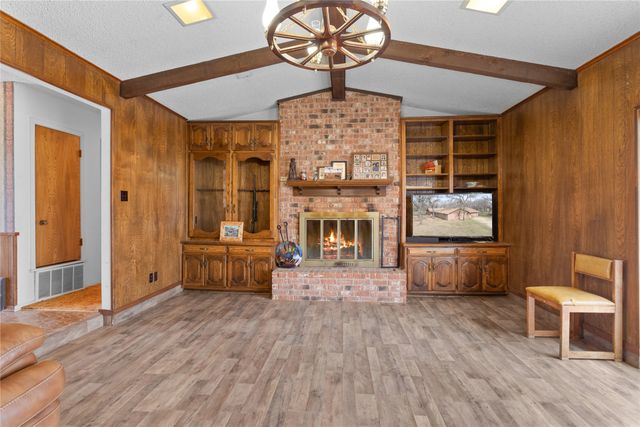 1447 Red Gate Road, Mart, TX 76664