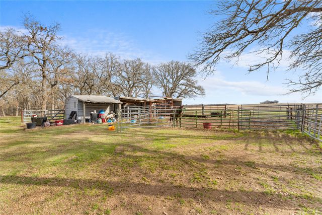 1447 Red Gate Road, Mart, TX 76664