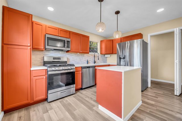 2915 Robertson Street, Houston, TX 77009