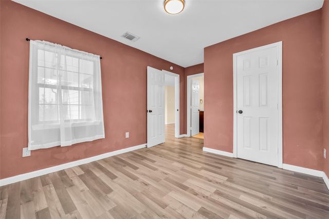 2915 Robertson Street, Houston, TX 77009