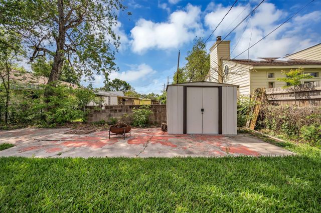 2915 Robertson Street, Houston, TX 77009