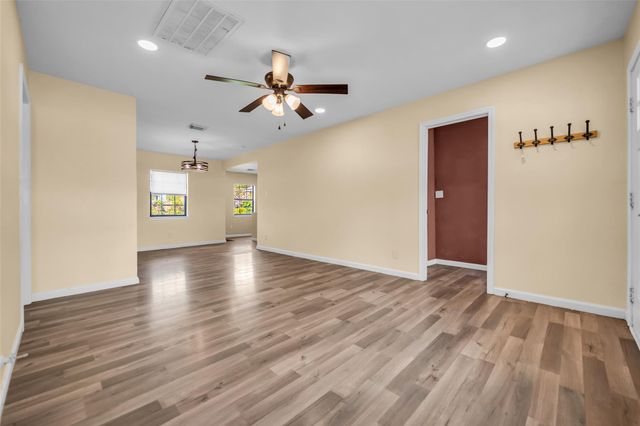 2915 Robertson Street, Houston, TX 77009