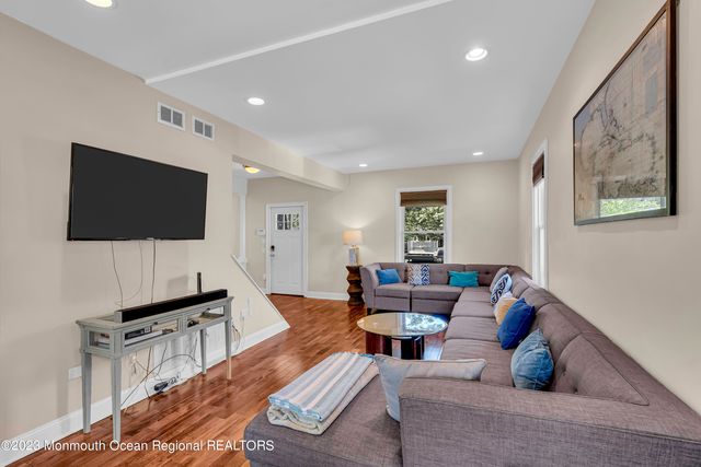 925 5th Avenue, Asbury Park, NJ 07712