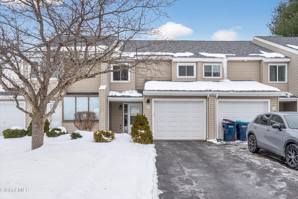 17 Derby Drive, Saratoga Springs, Outside, NY 12866