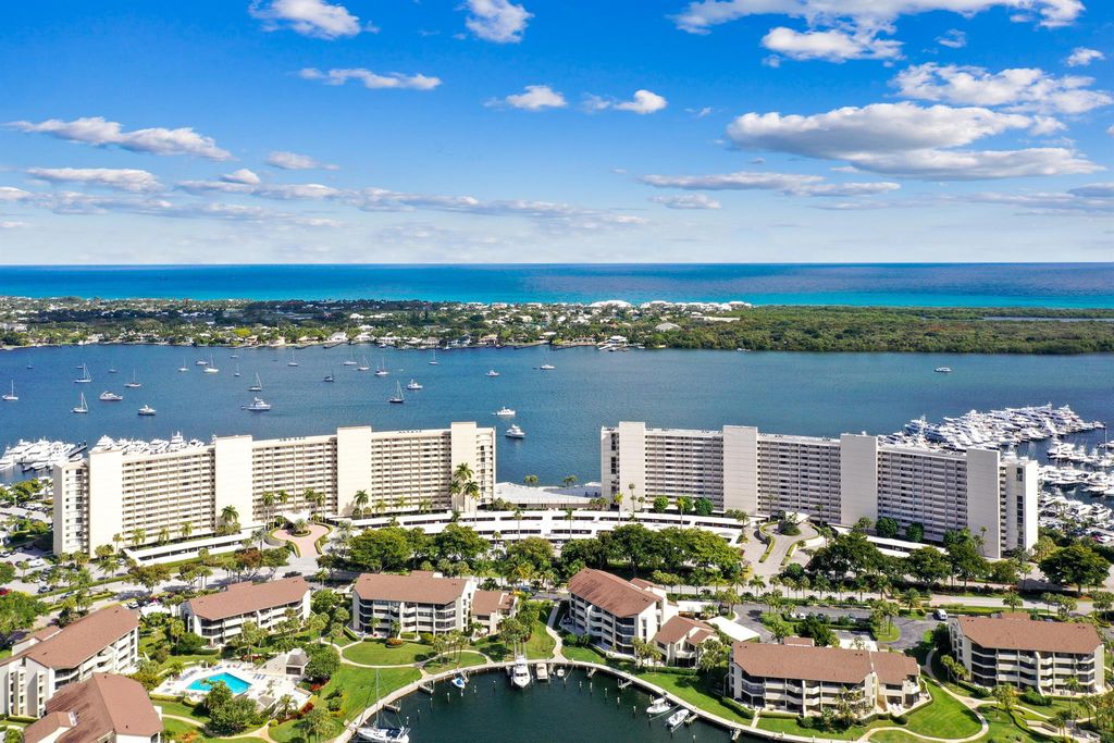 134 Lakeshore Drive 814, North Palm Beach, FL 33408
