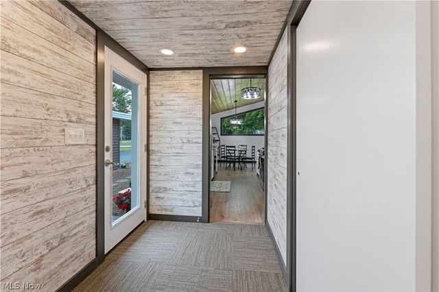 12500 Salem Warren Road, Salem, OH 44460