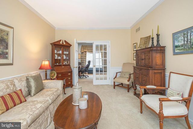 650 MAPLE GLEN CIR, Ambler, PA 19002