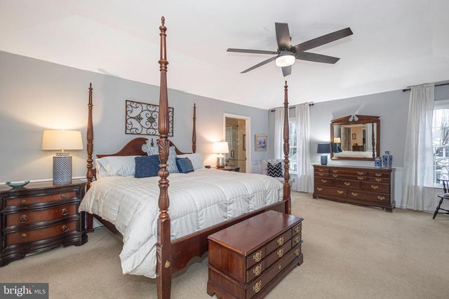 650 MAPLE GLEN CIR, Ambler, PA 19002