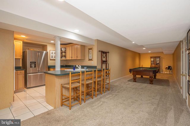 650 MAPLE GLEN CIR, Ambler, PA 19002