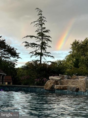 650 MAPLE GLEN CIR, Ambler, PA 19002