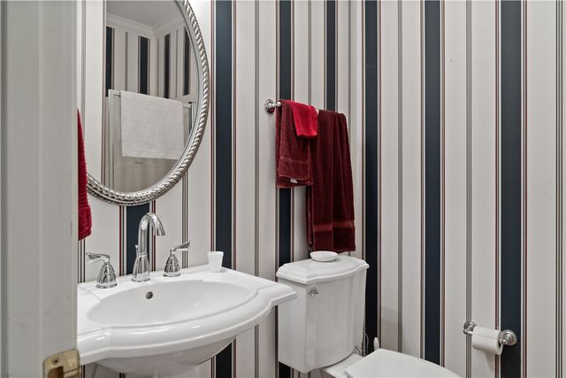 119 Oak Crest Circle, Seneca, SC 29672