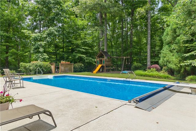 119 Oak Crest Circle, Seneca, SC 29672