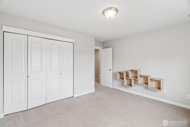 6813 Sweetgum Avenue NE, Lacey, WA 98516