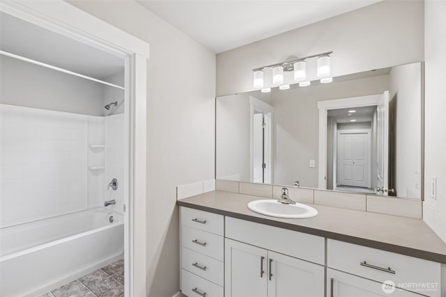 6813 Sweetgum Avenue NE, Lacey, WA 98516