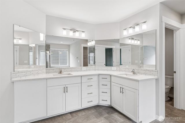 6813 Sweetgum Avenue NE, Lacey, WA 98516