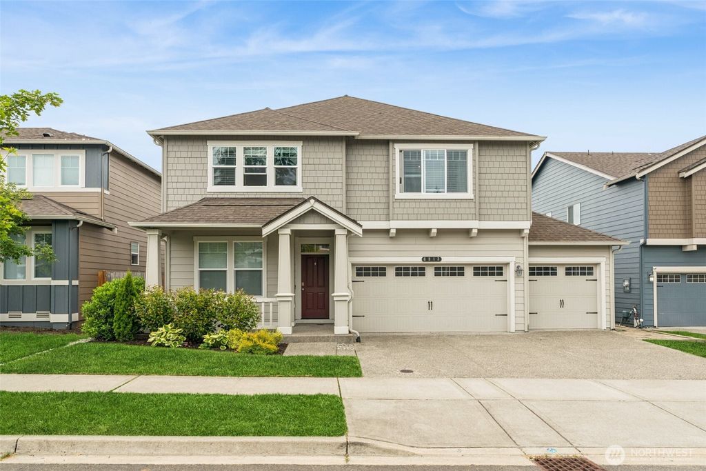 6813 Sweetgum Avenue NE, Lacey, WA 98516