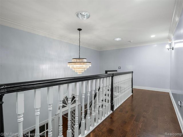 1900 Tiverton Road, Bloomfield Hills, MI 48304