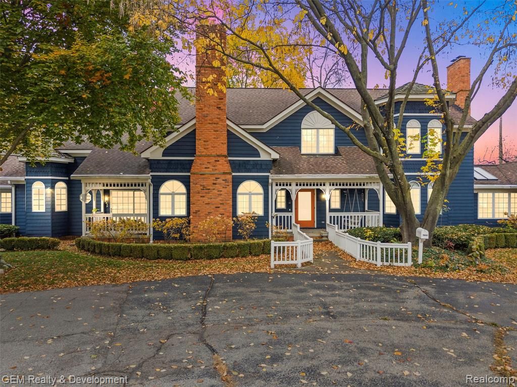 1900 Tiverton Road, Bloomfield Hills, MI 48304