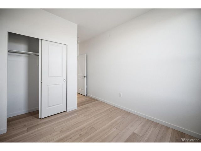 11960 Soprano Cir 201, Lone Tree, CO 80124