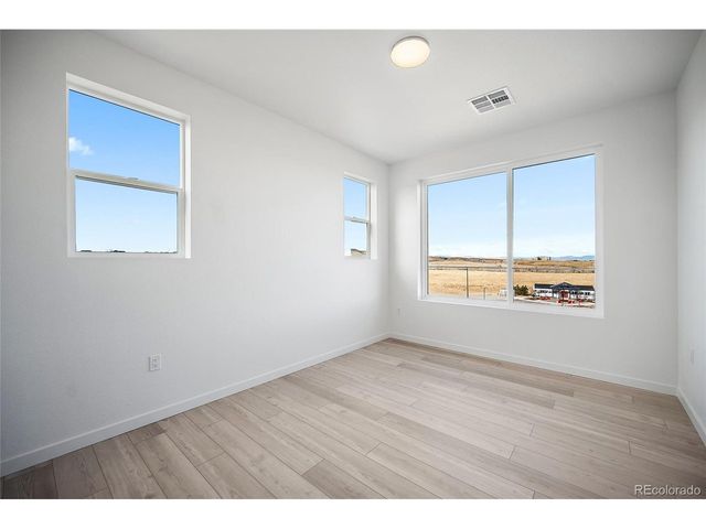 11960 Soprano Cir 201, Lone Tree, CO 80124