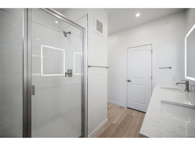 11960 Soprano Cir 201, Lone Tree, CO 80124