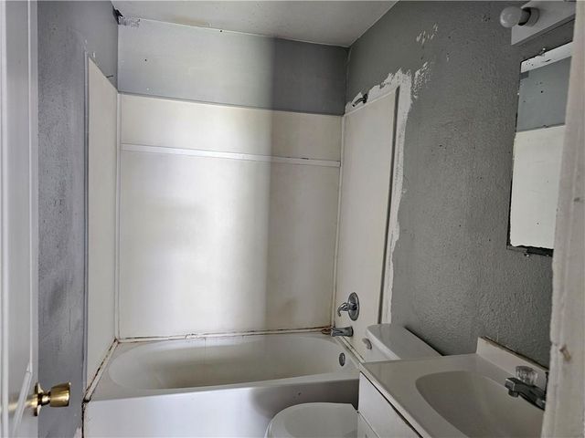 3909 Brookmont Drive, Mobile, AL 36605