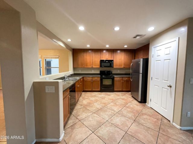 6359 W ORCHID Lane, Glendale, AZ 85302