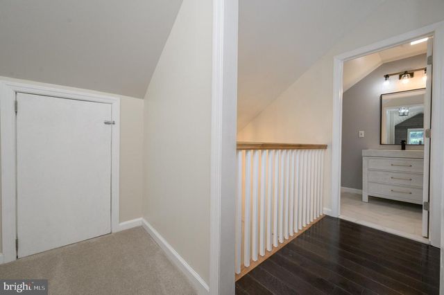 111 CORRINE DR, Pennington, NJ 08534