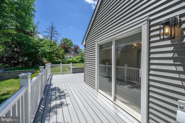 111 CORRINE DR, Pennington, NJ 08534