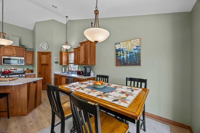 390 Ladd Lane, Osceola, WI 54020