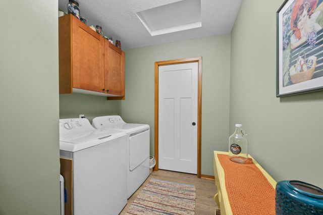 390 Ladd Lane, Osceola, WI 54020