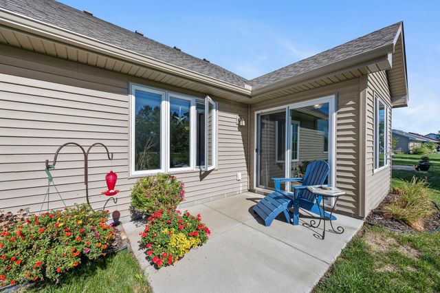 390 Ladd Lane, Osceola, WI 54020