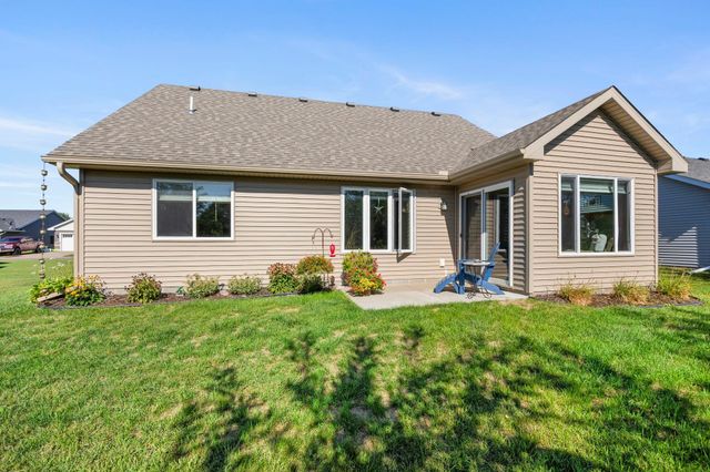 390 Ladd Lane, Osceola, WI 54020