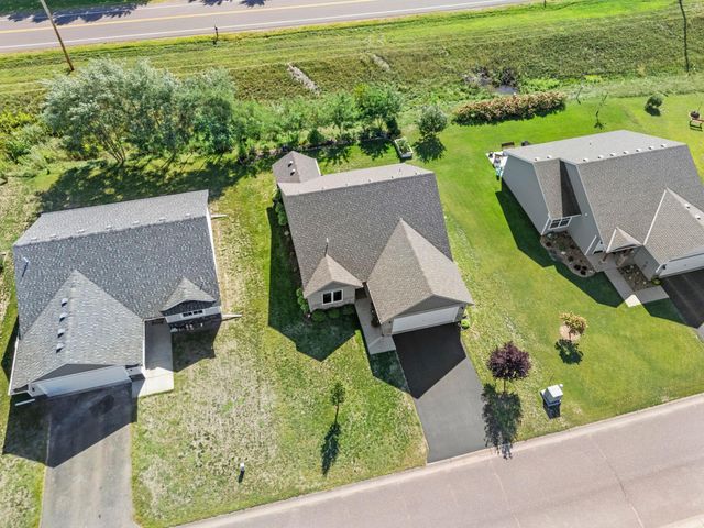 390 Ladd Lane, Osceola, WI 54020
