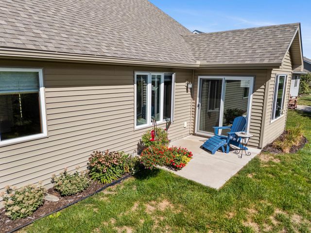 390 Ladd Lane, Osceola, WI 54020