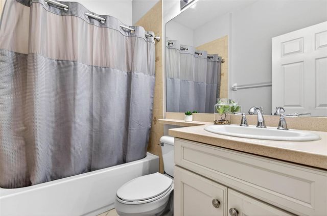 15812 AURORA LAKE CIRCLE, Wimauma, FL 33598