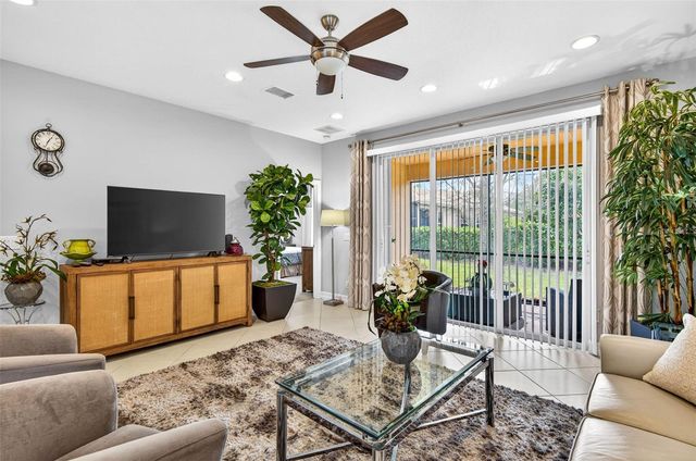 15812 AURORA LAKE CIRCLE, Wimauma, FL 33598