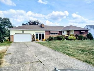291 Struthers Liberty Road, Campbell, OH 44405