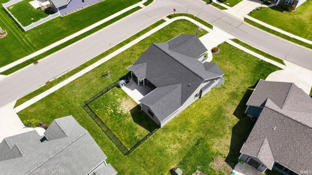 2044 Rittenhouse Place, Huntertown, IN 46748