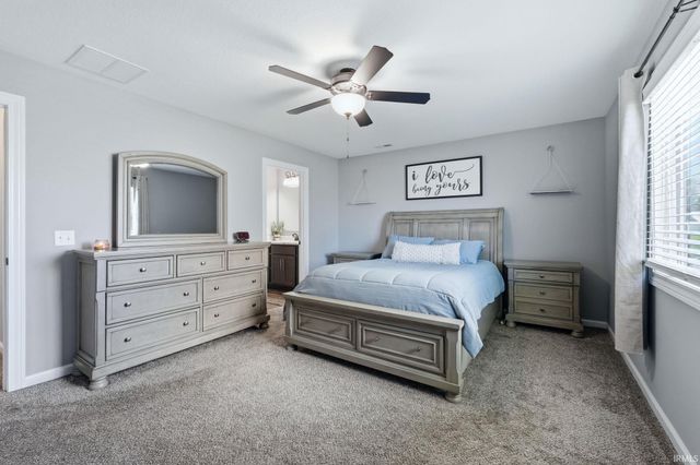 2044 Rittenhouse Place, Huntertown, IN 46748