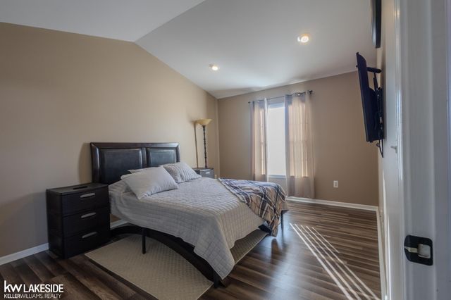 15381 Yale Drive, Clinton Twp, MI 48038